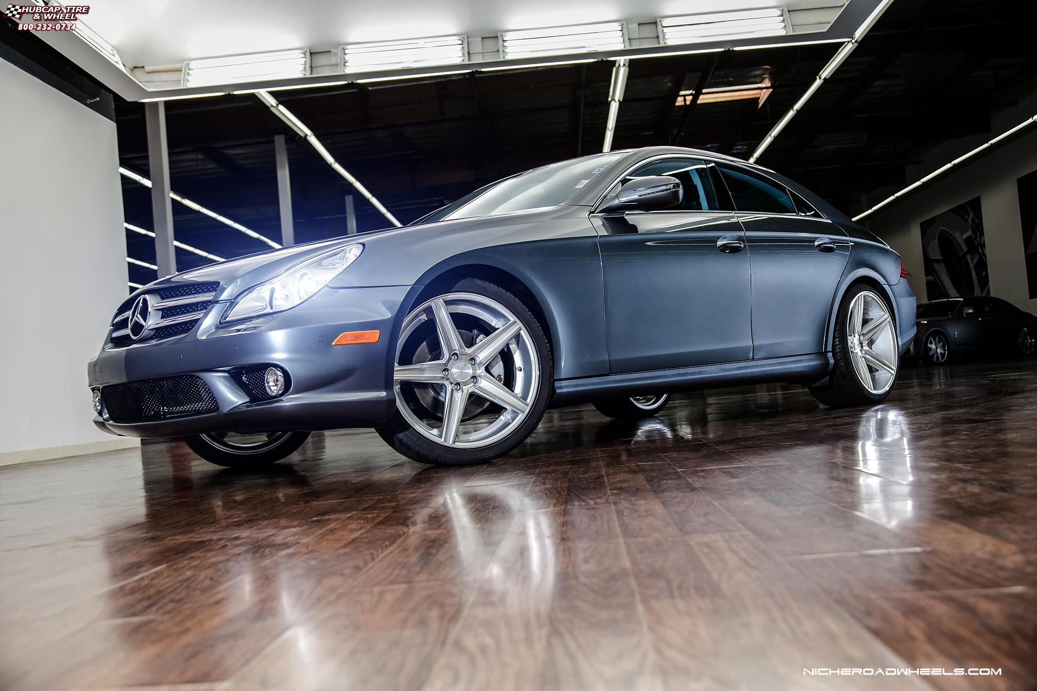 vehicle gallery/mercedes benz cls550 niche apex m126 20x85  Black & Machined with Dark Tint wheels and rims